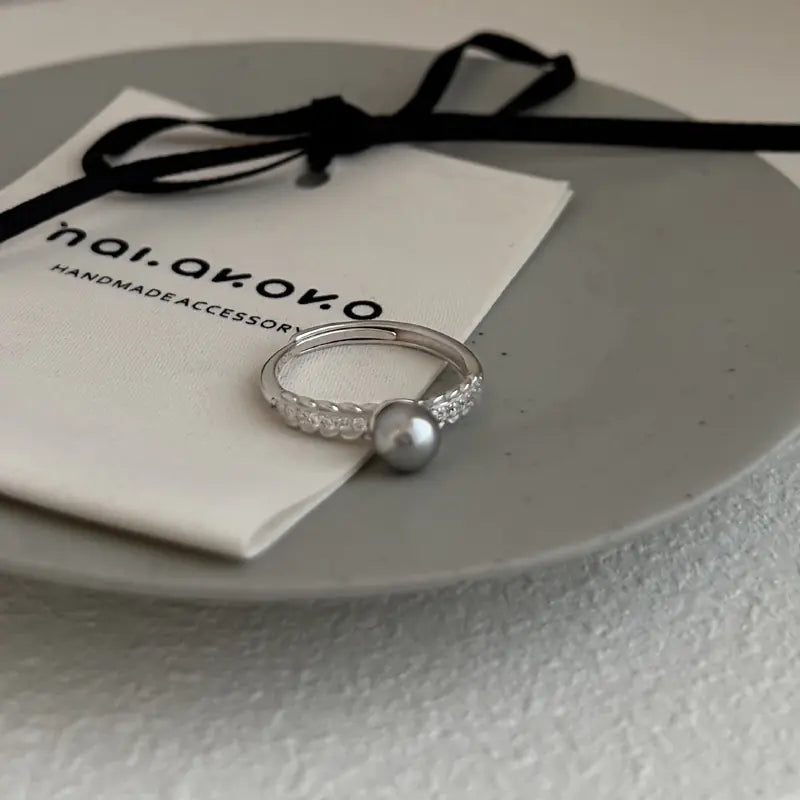 Stylish Women's All-Match Simple Graceful Ring